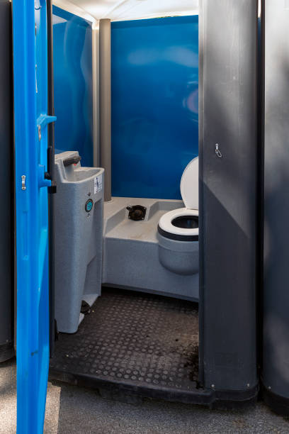 Best Portable toilet rental cost  in Glade Spring, VA